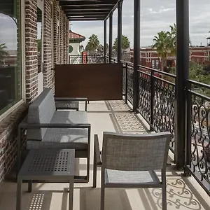 Hotel Haya Tampa
