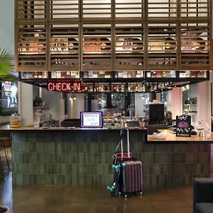 Moxy Downtown Hotel Memphis